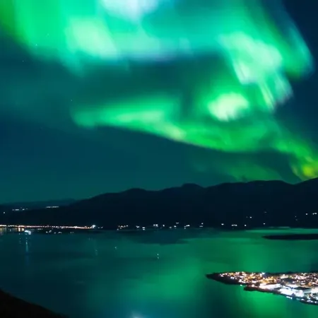 Penthouse In The Center Of The Gateway To The Arctic Ocean Spectacular Views アパート トロムソ